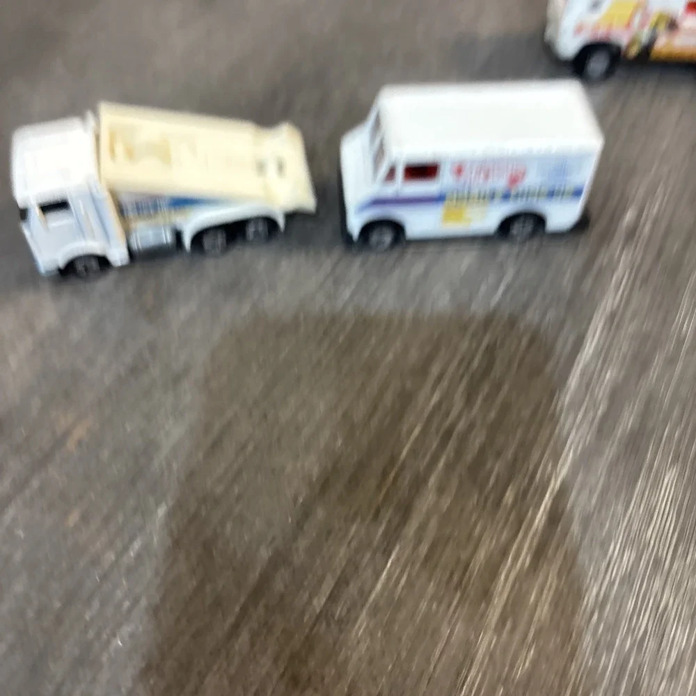 Vintage Hot Wheels Lot of 16 ,1970s 1980s 1990s